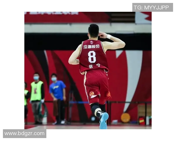 昆汀-皮特森赛季首次获得CBA月最佳球员称号，书写辉煌新篇章