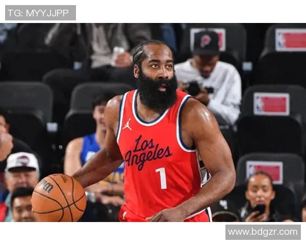 火箭主场大胜灰熊,哈登再献高分表现