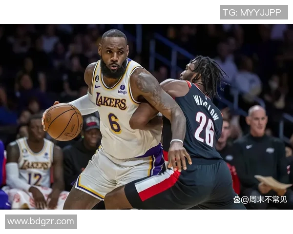 篮网主场惜败湖人,三连败后的困境与反思