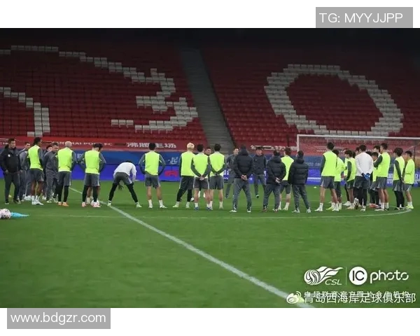 青岛西海岸vs上海海港李昊